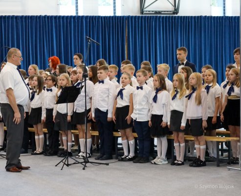 Jedynka łączy pokolenia! Jubileusz 90-lecia Publicznej Szkoły Podstawowej nr 1 w Grójcu